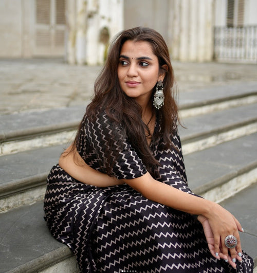 Designer Black Zig-Zag Pattern Printed Casual/Party Saree  Original Japan Satin (Devsena satin)