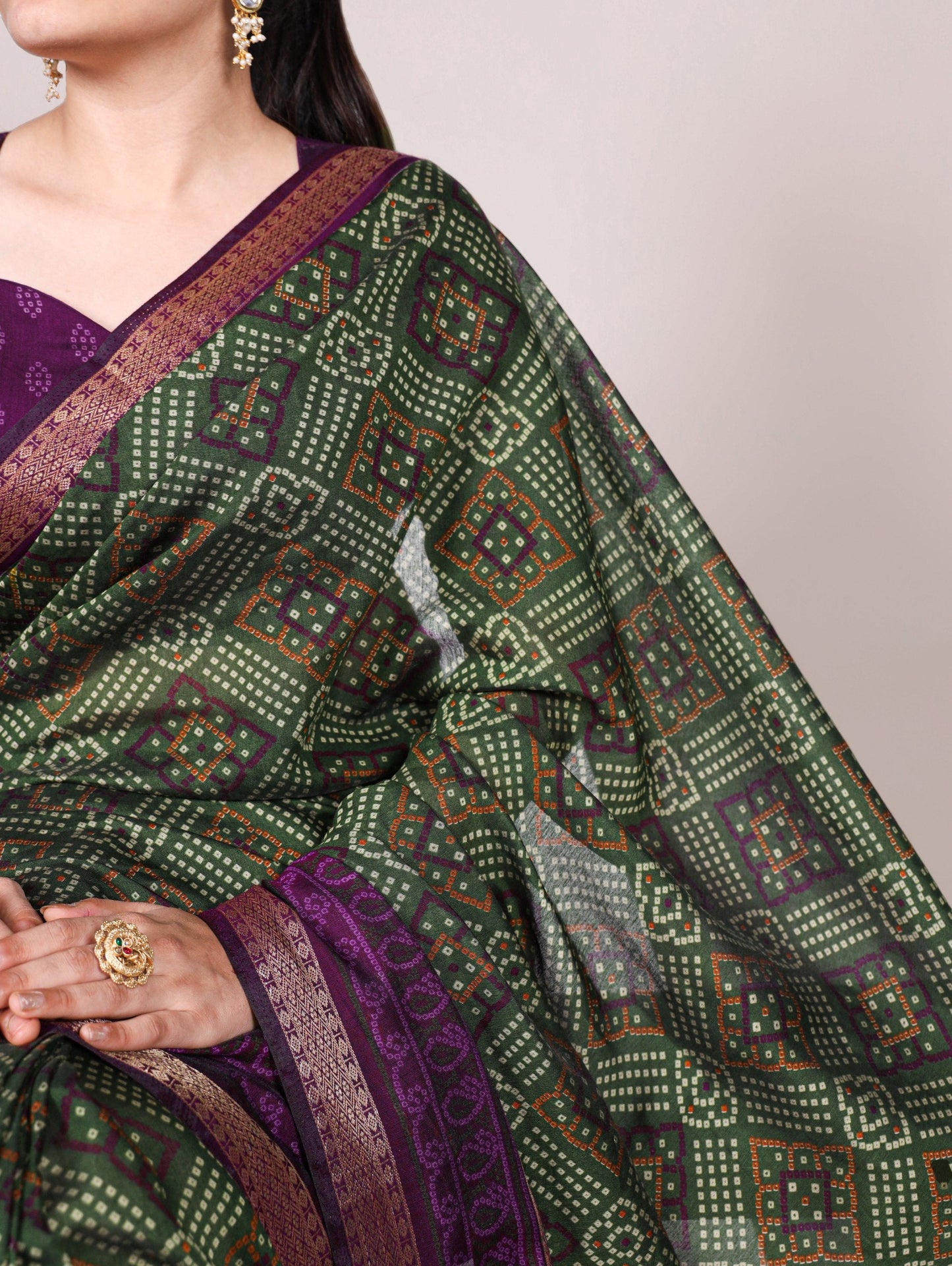 Bandhej Print With Zari Weaving Work